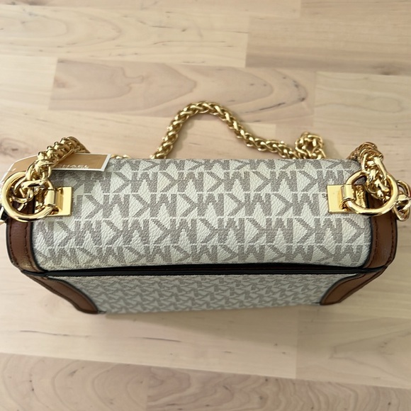 Michael Kors Sonia shoulder bag size small, color is vanilla. - Picture 4 of 8